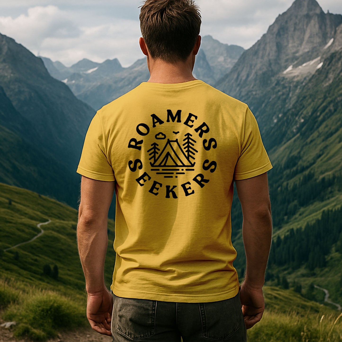 Roamers & Seekers Mens Outback Graphic T-Shirt – Daisy – Classic Fit 100% Cotton – Roamers & Seekers Graphic Tee