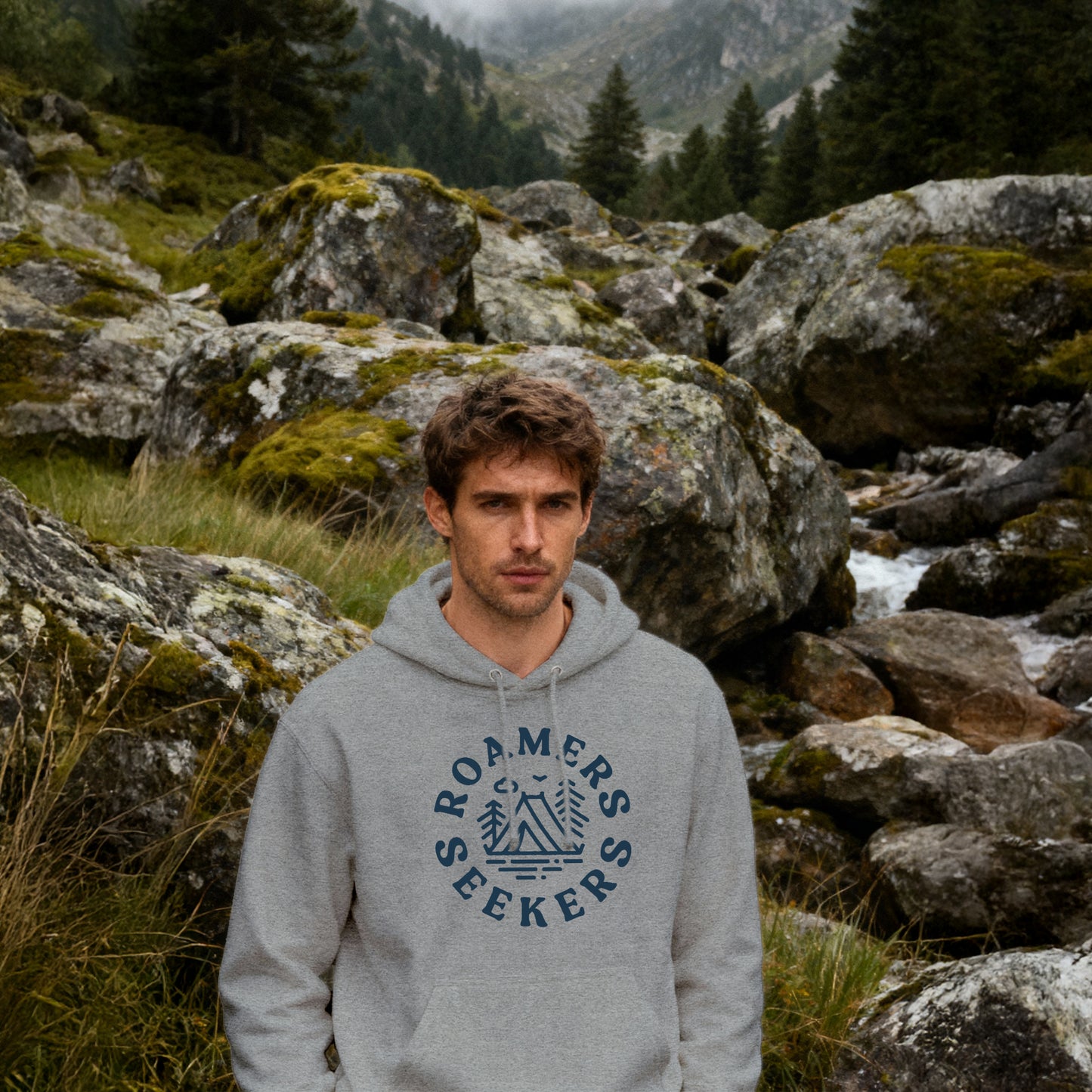 ROAMERS & SEEKERS Outside HOODIE HEATHER GREY