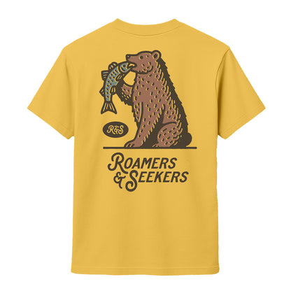 Roamers & Seekers Mens Hunter Graphic T-Shirt – Daisy – Classic Fit 100% Cotton – Roamers & Seekers Graphic Tee